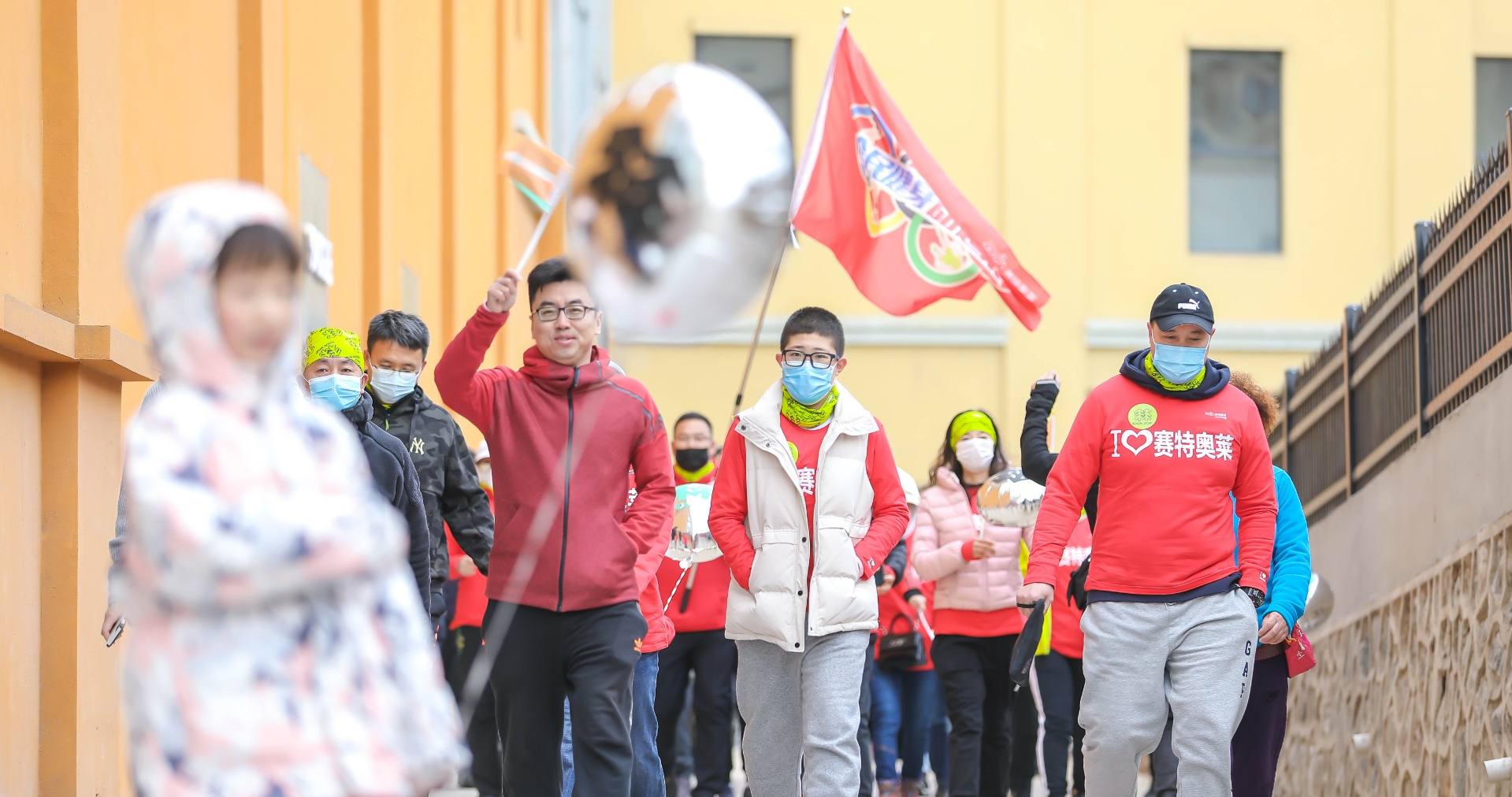 腾博会官网奥莱·棋盘山小镇